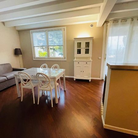 Desehouse Daire Desenzano del Garda Dış mekan fotoğraf