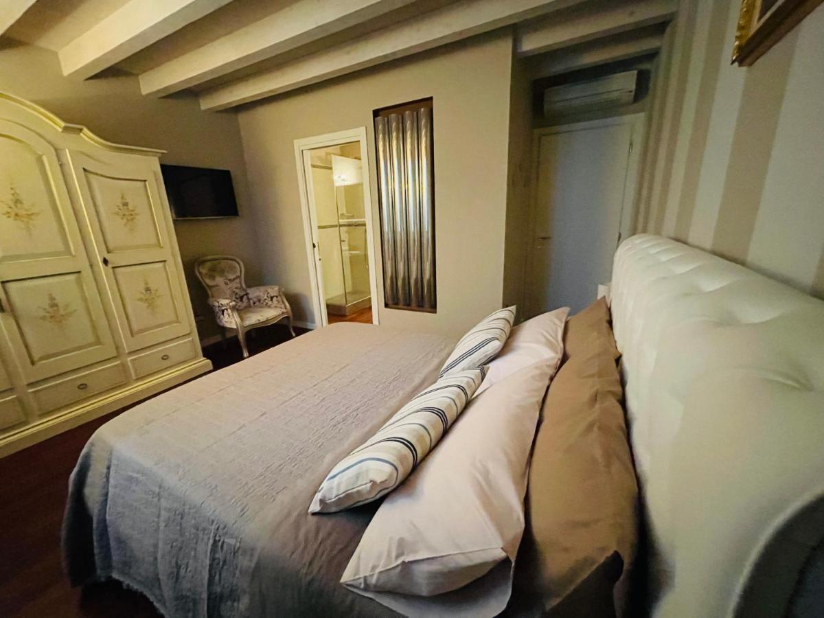 Desehouse Daire Desenzano del Garda Dış mekan fotoğraf