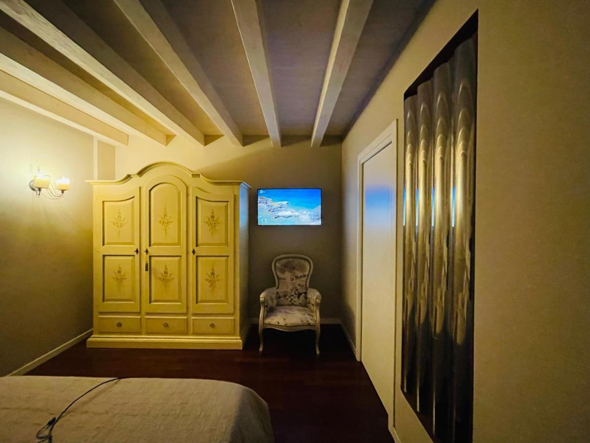 Desehouse Daire Desenzano del Garda Dış mekan fotoğraf